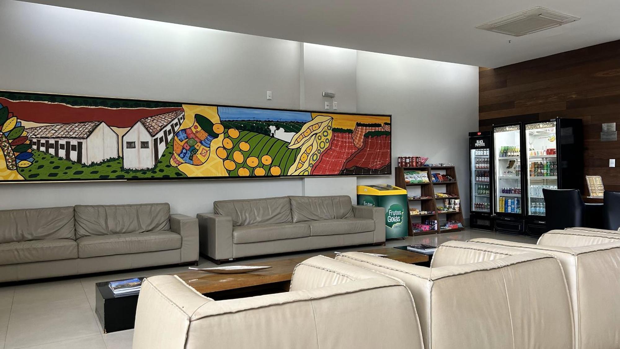 Comfort Hotel & Suites רונדונופוליס מראה חיצוני תמונה