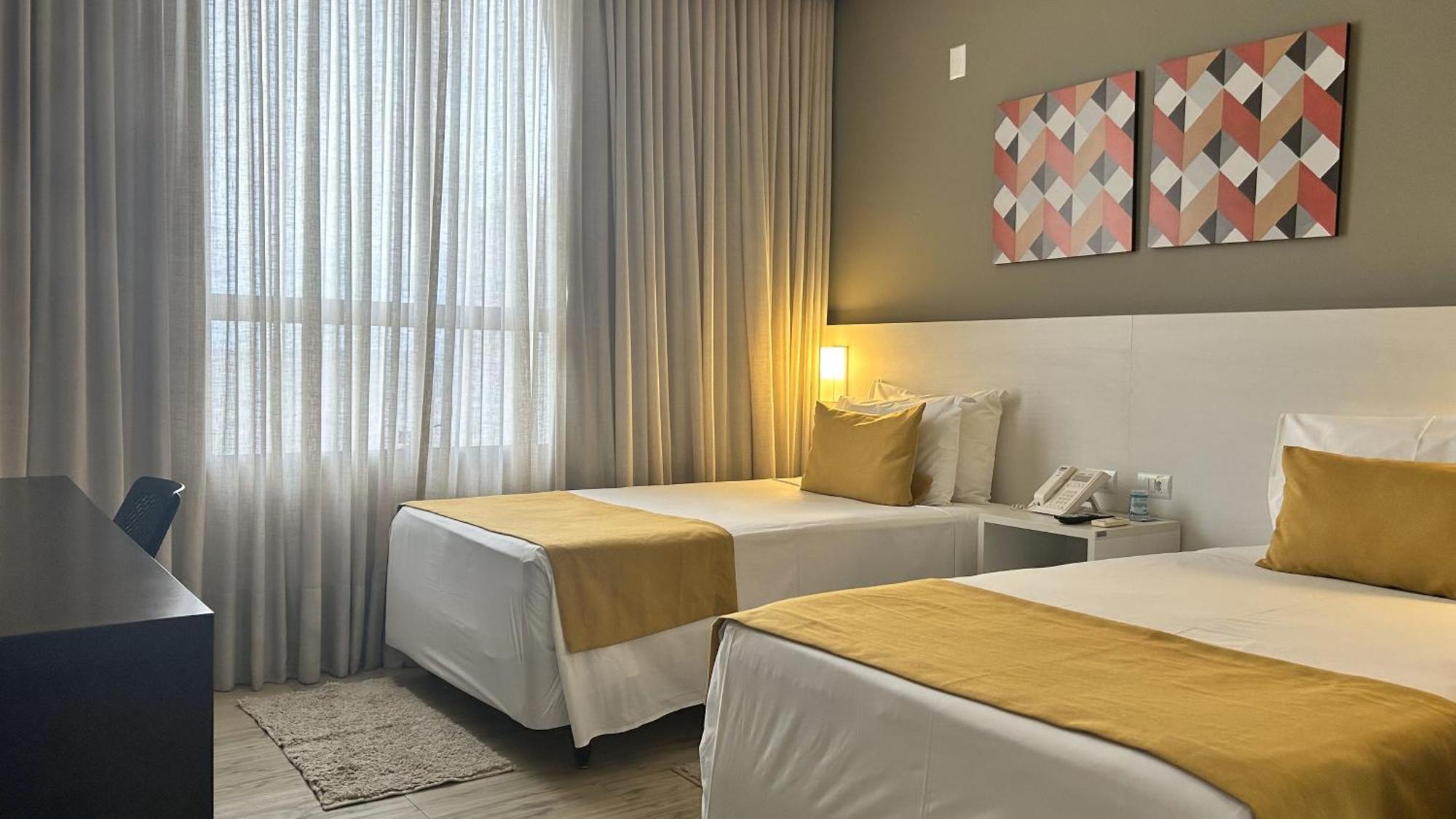 Comfort Hotel & Suites רונדונופוליס מראה חיצוני תמונה